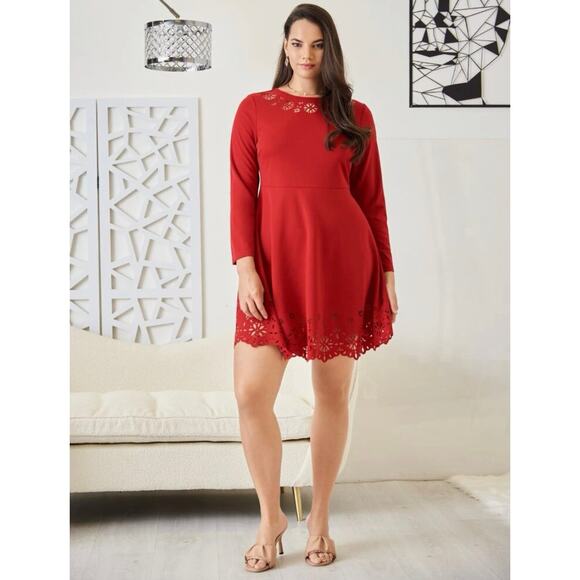 Laser Cut-Out Dress- Size 3XL - Picture 3 of 5